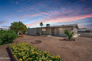 2 Bed 2 Bath w/ 2 Bonus Rooms!