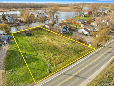 0000 W Jefferson Ave, Gibraltar, MI 48173 - photo 2