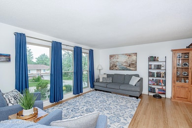 27-web-or-mls-1207-fairland-rd