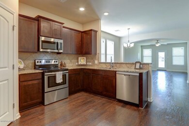 Saddle crest-6