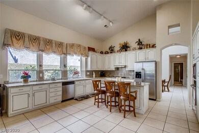 Stunning Kitchen With Granite Countertops & Stainl