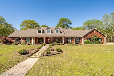 1408 N Country Ridge Dr, Stigler, OK 74462 - photo 2