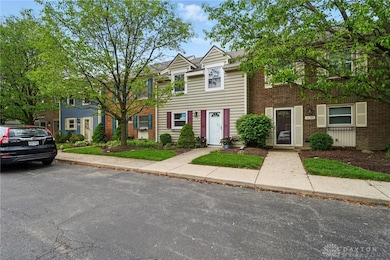 2132 Hewitt Ave unit 12132, Dayton, OH 45440 - photo 3