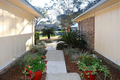 84 Lake Lorraine Circle
