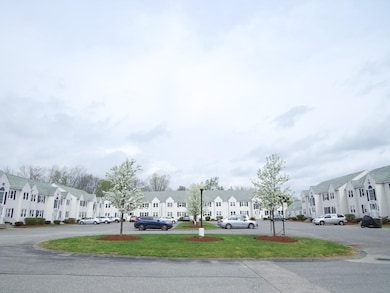 60 Florry Dr unit 30, Dracut, MA 01826 - photo 2