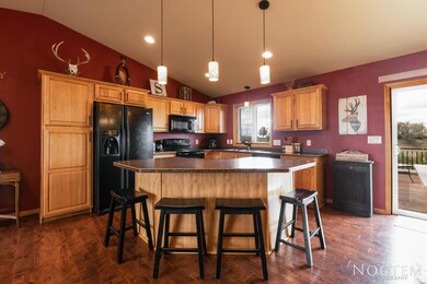 813 25th St SE-17