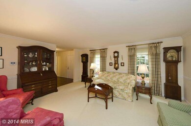 1801 Hursley Ct, Vienna, VA 22182 - photo 5