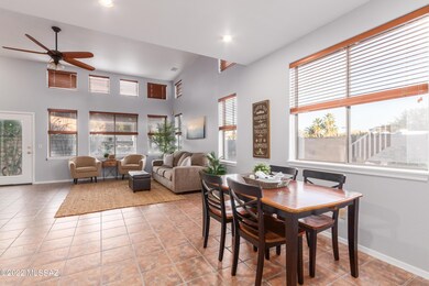 Living Room/Dining