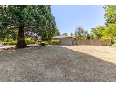 1520 Flintridge Ave, Eugene, OR 97401 - photo 2