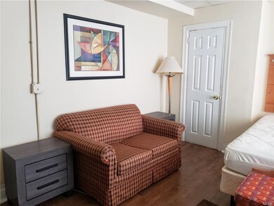 349 N 7th St unit 5, Allentown, PA 18102 - photo 7