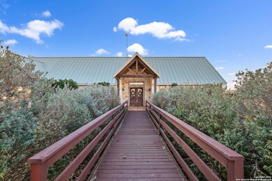 286 Private Road 3521, Hondo, TX 78861 - photo 2
