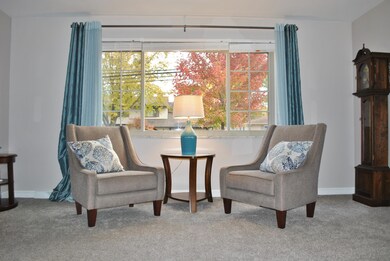 FORMAL LIVING ROOM