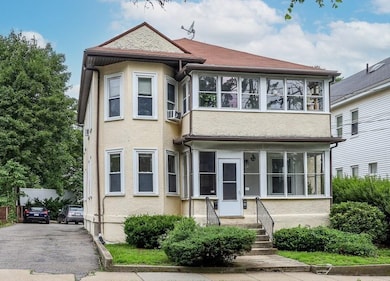 113 Elliot St unit 115, Newton Highlands, MA 02461 - photo 2