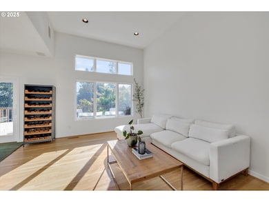 3900 Edgewood Ct, West Linn, OR 97068 - photo 3