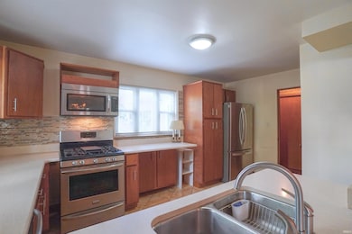 2001 E Jefferson Blvd, South Bend, IN 46617 - photo 5