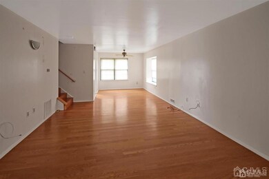 173 Chippenham Ct, Piscataway, NJ 08854 - photo 7