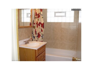 Updated Main Bath w/Ceramic Tile Tub/Shower Surround
