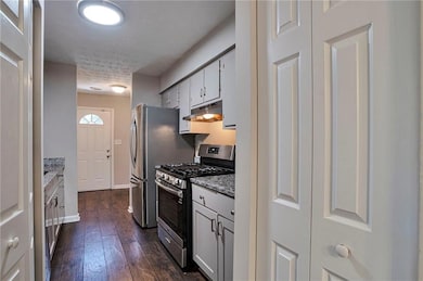 5061 Martins Crossing Rd, Stone Mountain, GA 30088 - photo 6