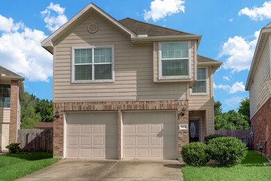 9414 Valley Tree Ln, Houston, TX 77089 - photo 2