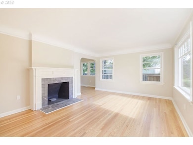 7327 N Oatman Ave, Portland, OR 97217 - photo 3