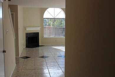 8707 Woodcamp Dr, Houston, TX 77088 - photo 4