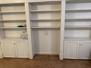 1012 W Adoue St, Alvin, TX 77511 - photo 5