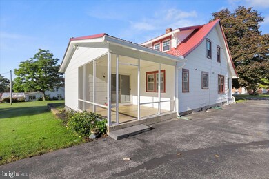 986 Coldspring Rd, Fayetteville, PA 17222 - photo 2