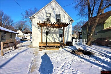 1321 N Minnesota St, New Ulm, MN 56073 - photo 2