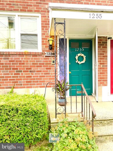 1255 Lakeshore Dr, Camden, NJ 08104 - photo 2