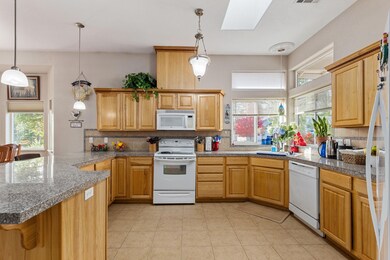 348 Cedar Ridge Dr, Cave Junction, OR 97523 - photo 3