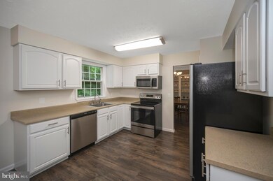 54 Larkwood Ct, Stafford, VA 22554 - photo 4