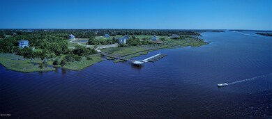 ICW daydocks