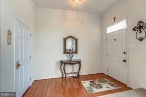 25933 Kirkwood Square, Chantilly, VA 20152 - photo 2