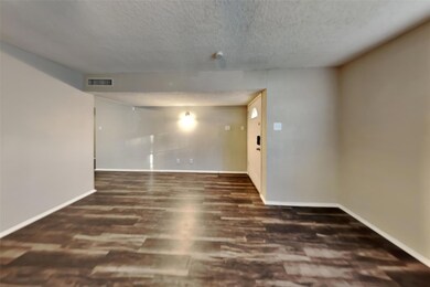 6012 Maple Ln, Rowlett, TX 75089 - photo 2