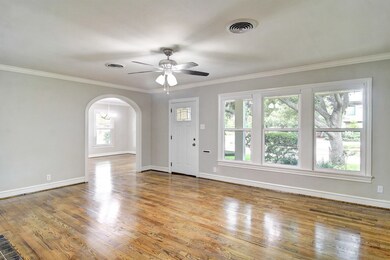 Family Room (1st Living)