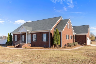 191 Jessie T Bryan Rd, Kinston, NC 28504 - photo 4