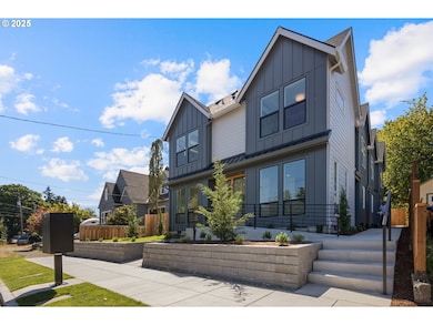 4514 NE Wygant St, Portland, OR 97218 - photo 2