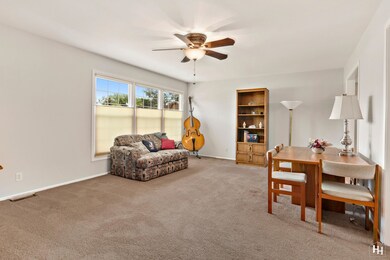 305 Partridge Ct, Algonquin, IL 60102 - photo 7