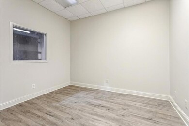 Entrance Unit 8
