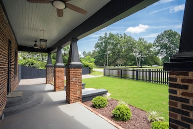 227 Kershaw St NE, Aiken, SC 29801 - photo 4