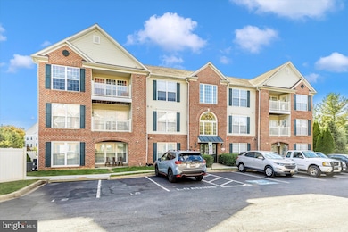 591 Cawley Dr unit 3D, Frederick, MD 21703 - photo 2