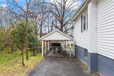 902 E Whitner St, Anderson, SC 29624 - photo 3