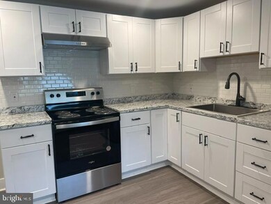 550 N Trooper Rd unit G3, Norristown, PA 19403 - photo 2