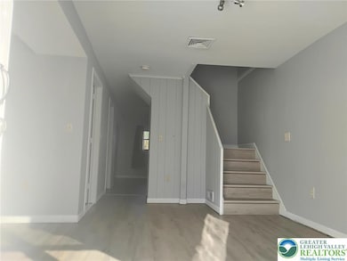 805 N Oswego St, Allentown, PA 18109 - photo 3