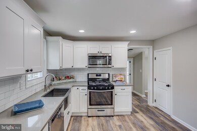 211 Moore St, Moorestown, NJ 08057 - photo 3