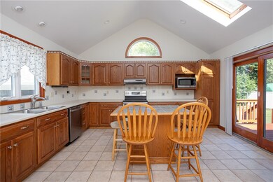 5 Gae St, Middletown, RI 02842 - photo 6