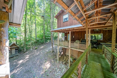 438 Old Leadmine Bend-7