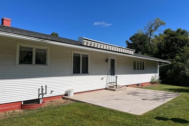 94 Jackson Ave, Rutland, VT 05701 - photo 5