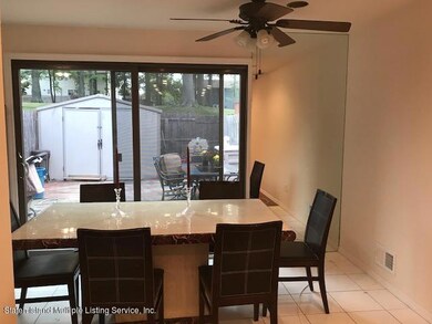 12 Hemlock Ct unit 134, Staten Island, NY 10309 - photo 7