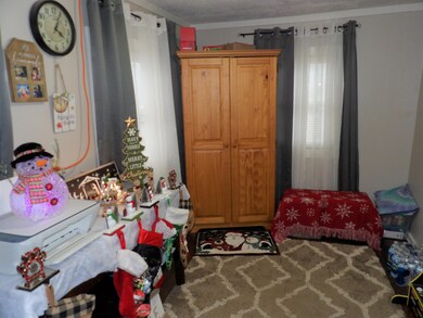 314 N Orchard St, Logan, OH 43138 - photo 4